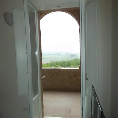 Country Casanova - La Torre Alle Tolfe Lägenhetshotell Siena